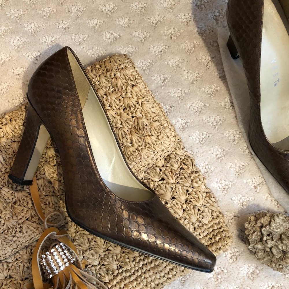 Sz6 Nine West pump